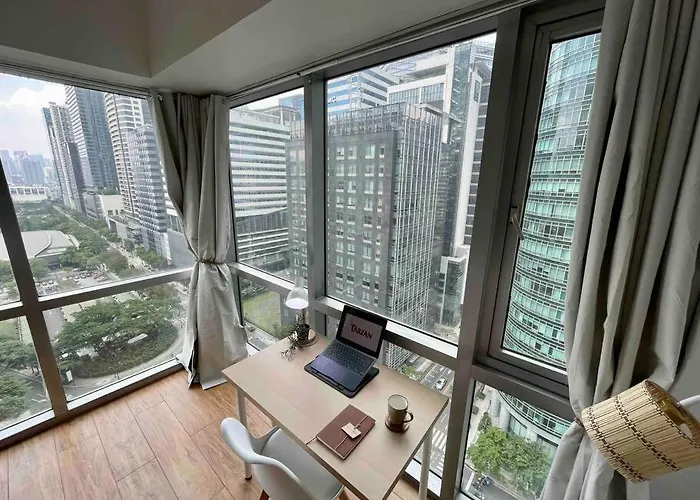 Tarzan In The City! In Avant Bgc Parking With Fee * Manila