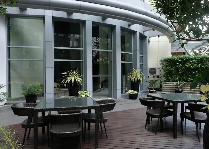 Apartment Tarzan In The City! In Avant Bgc Parking With Fee *