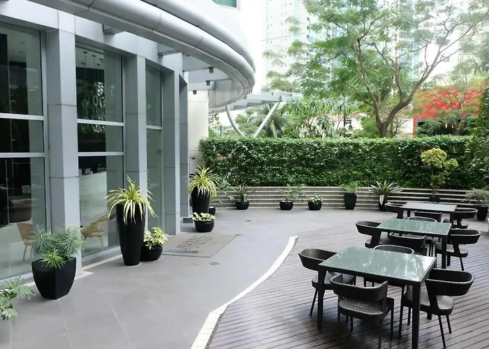 Apartment Tarzan In The City! In Avant Bgc Parking With Fee *